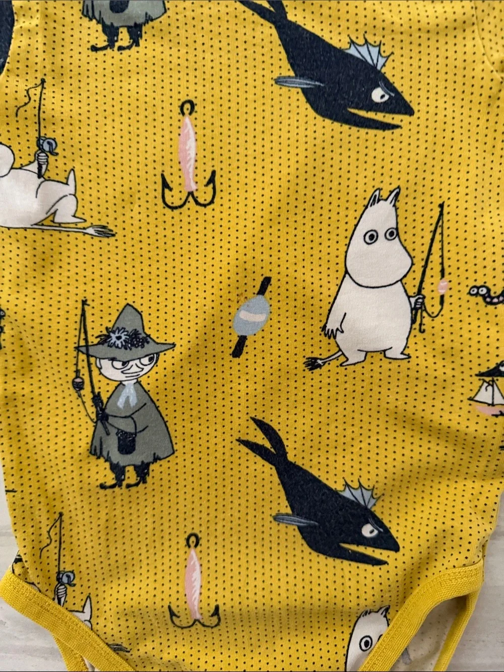Moomin by Martinex Long-Sleeve Onesie in Yellow with Moomin Characters Size 80cm